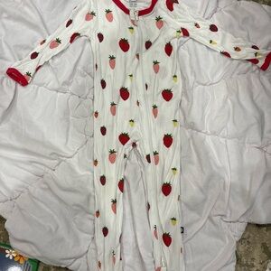 Kyte Baby Strawberry Footie